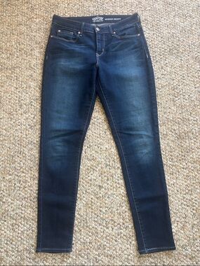 Like New! Levi’s Signature Women's Modern Skinny Jeans - Dark Indigo